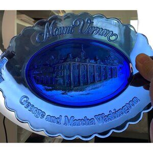 VTG Avon Blue Glass Mount Vernon George & Martha Washington Oval Plate 7400